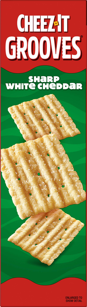 ピーナッツページです✨ Cheez-It Grooves Crunchy Snack Crackers, Sharp White Cheddar
