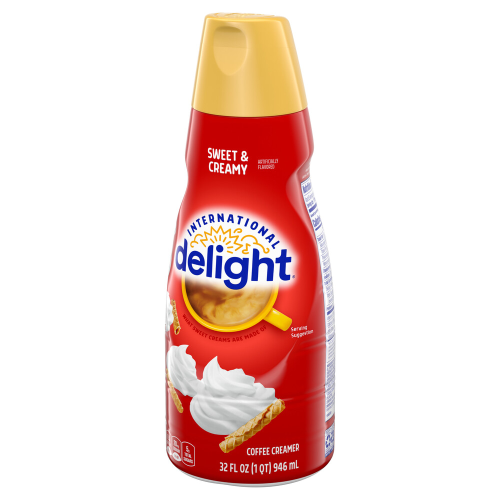 International Delight Coffee Creamer, Sweet & CreamyFrontRightElevated