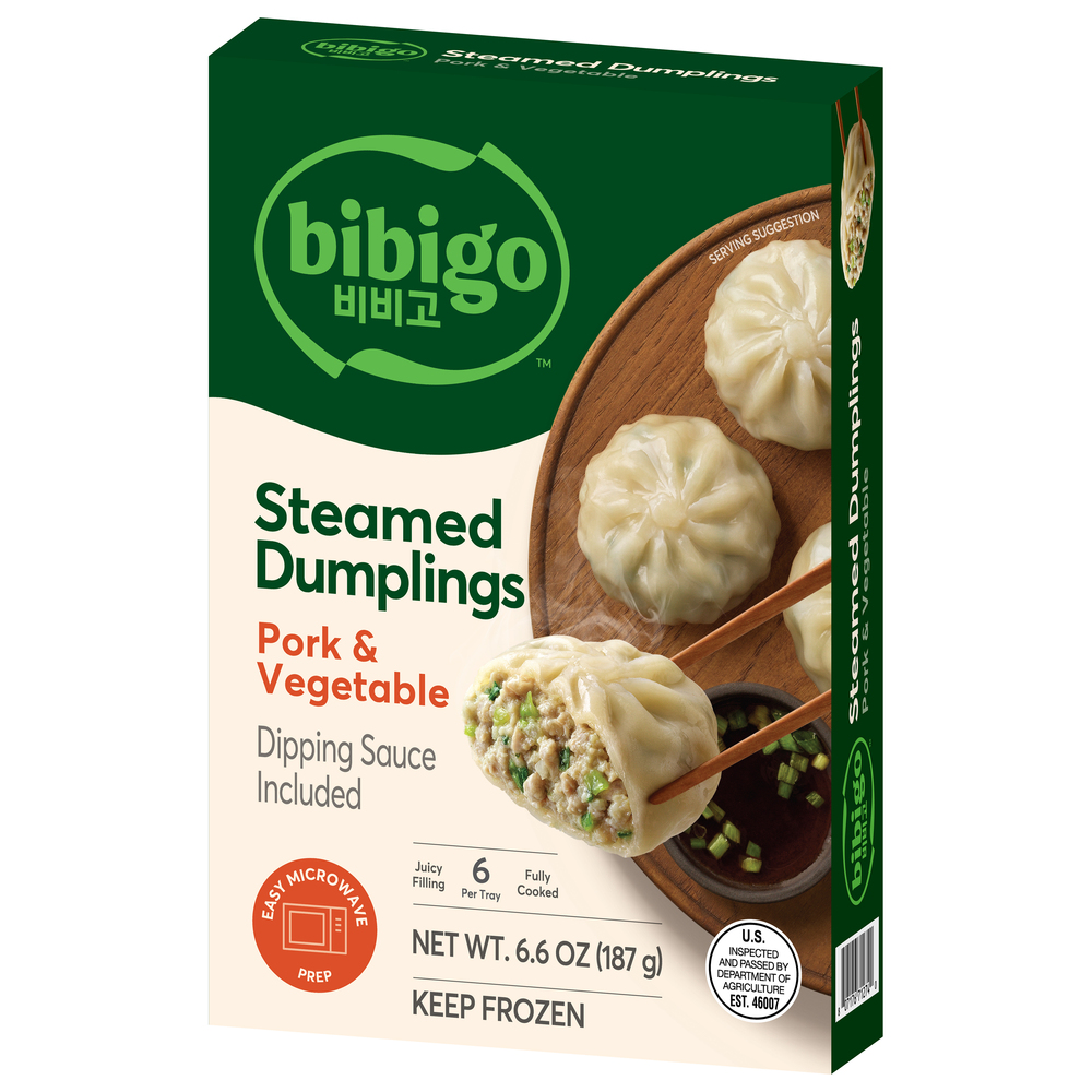 bibigo-dumplings-pork-vegetable-steamed-front-right-elevated