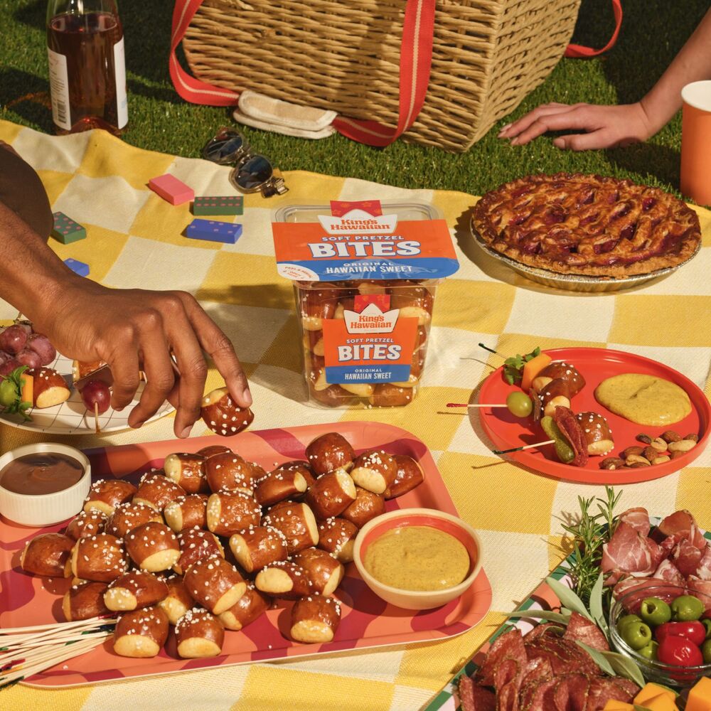 FRUITY OPERATION IVY ハイスタ SCAFULL KING King's Hawaiian Original Hawaiian Sweet Soft Pretzel Bites